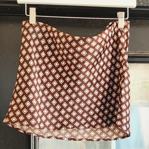 Reformation Spritz Diamond-Print Strapless Silk-Satin Top - Picture 2 of 4